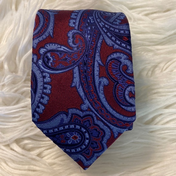 David Donahue Other - DAVID DONAHUE SILK TIE NWOT
